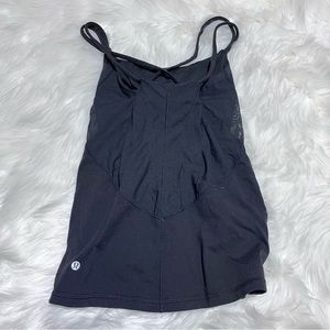 Lululemon black mesh tank size 6